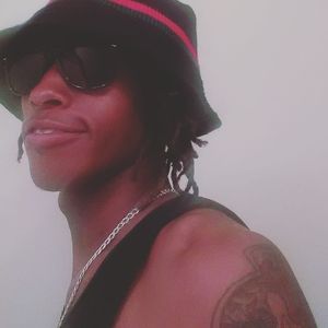 Meet your Posher, Liife